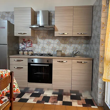 A Domu De M E A * Solanas (Oristano)